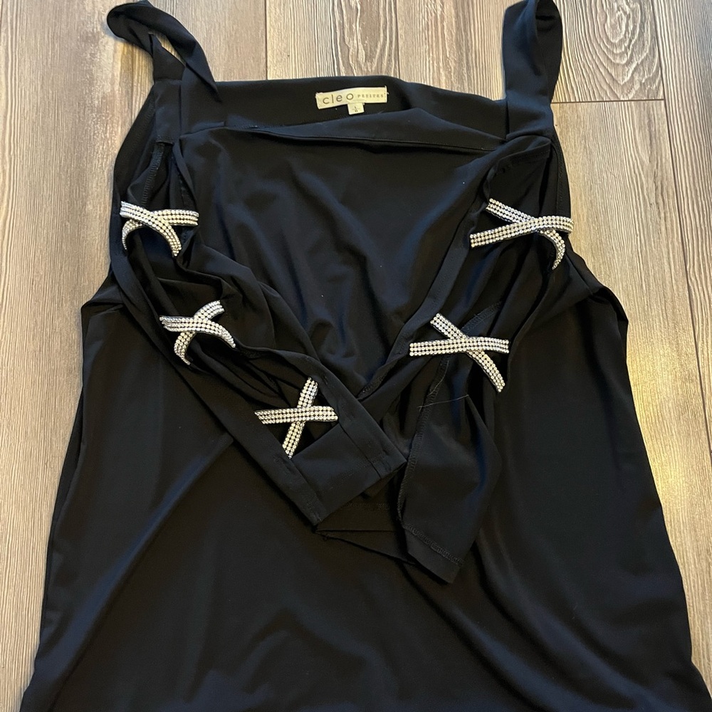 Cleo Black Petites Top